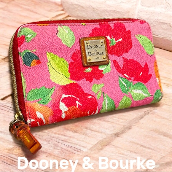 Dooney Bourke Floral Garden Roses Medium Zip Around Wallet Coated Canvas Leather - Picture 1 of 12